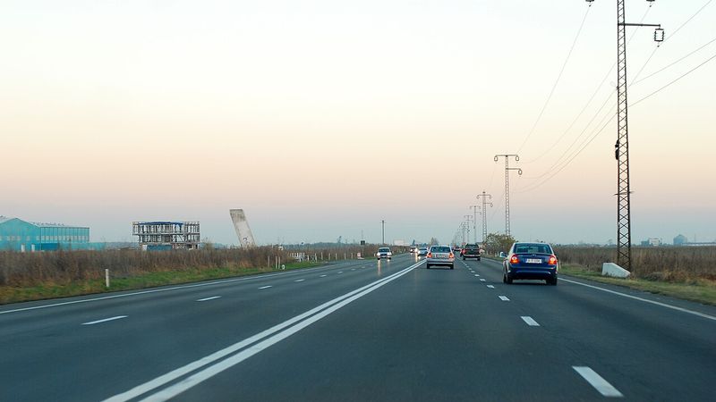 Autocar cu peste 50 de pasageri, implicat &icirc;ntr-un accident pe DN 1, pe Valea Prahovei