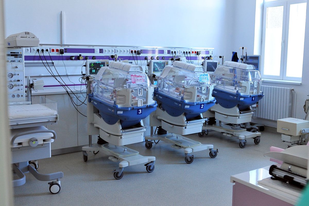 15 nou-născuţi au murit &icirc;ntr-un incendiu izbucnit la un spital de stat din Islamabad