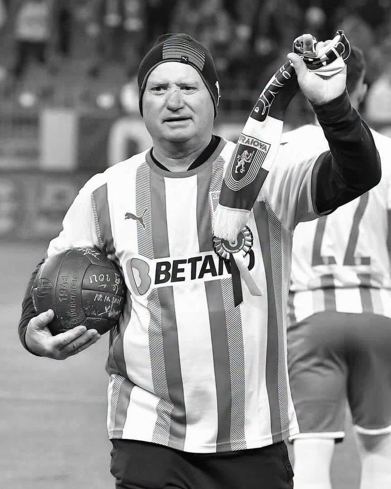 Nae Ungureanu, legendarul fotbalist al Craiovei Maxima, a murit la 69 de ani