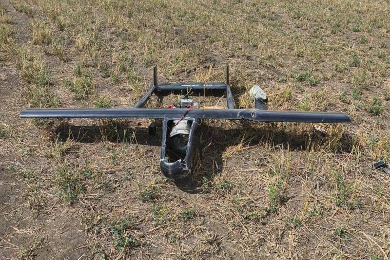 Dronă descoperită pe un câmp din Vaslui