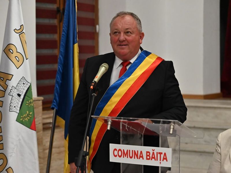 A murit primarul comunei Băița 