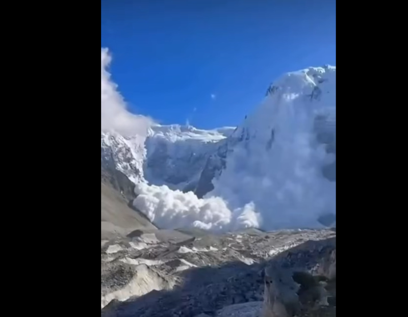 Avalanșă mortală în Kabardino-Balkaria: 11 alpiniști au murit, iar alți 6 sunt dați dispăruți