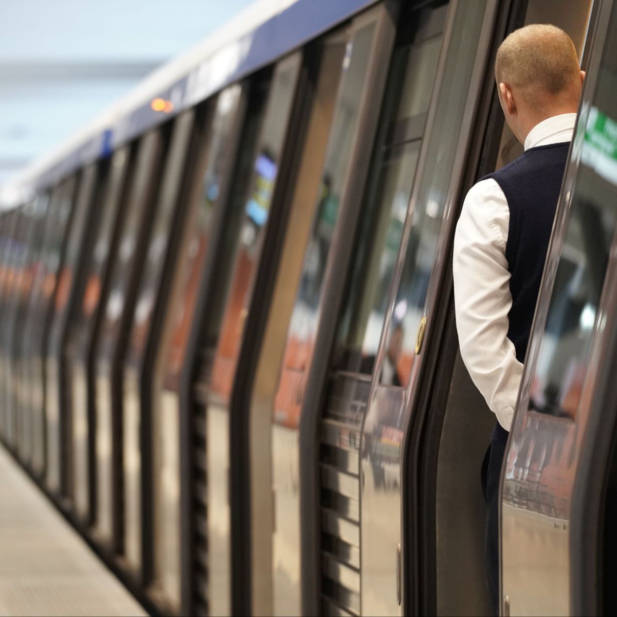 Incident grav la metrou astăzi, 10 septembrie 2026