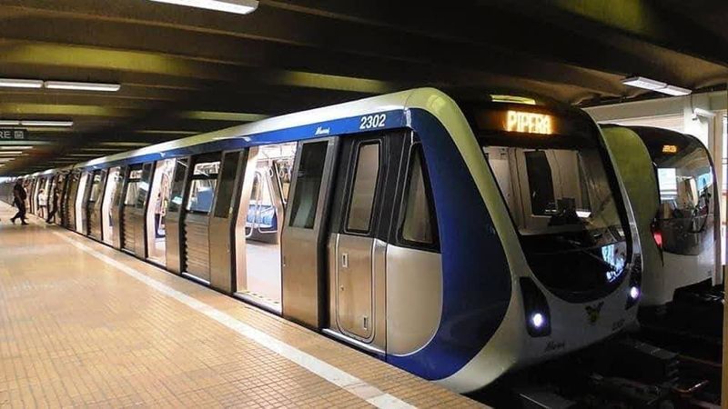 Metroul s-ar putea opri din data de 16 septembrie dacă angajații nu-și primesc salariile. 