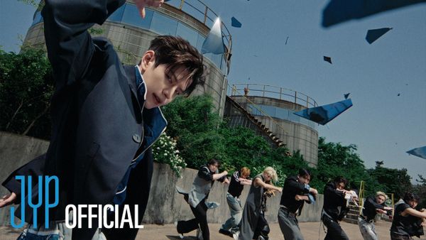 STRAY KIDS - This & That