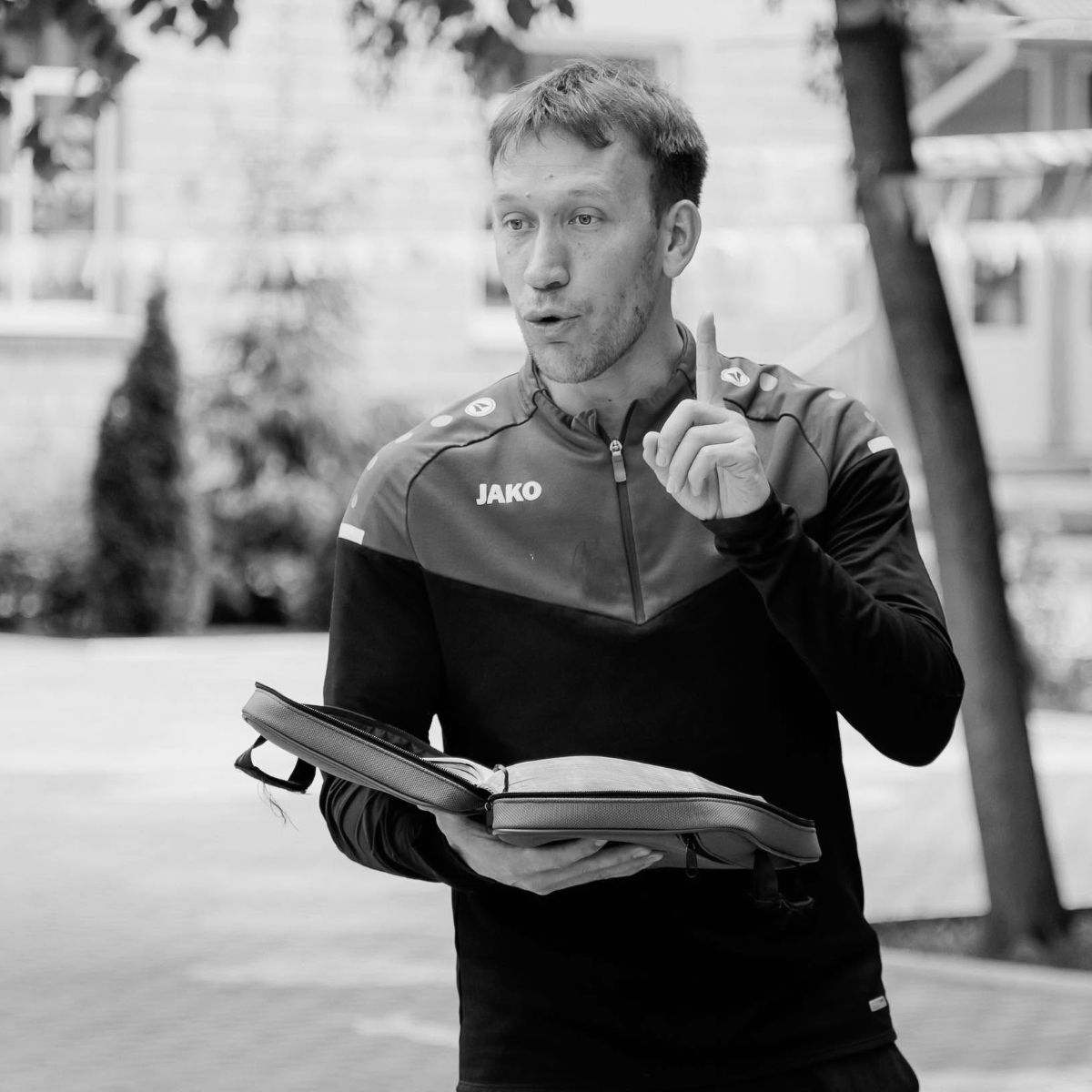 Tragedie uriașă! Arbitrul Gheorghe Moldovan și-a pus capăt zilelor la doar 30 de ani. MOTIVUL pentru care a recurs la gestul extrem și ULTIMUL MESAJ transmis: &bdquo;Din cauza soției mele am ajuns...&rdquo;