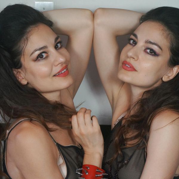 Gemenele Indiggo, din nou &Icirc;N MIJLOCUL UNUI SCANDAL! Au fost arestate, iar de data aceasta situația pare să fie și mai complicată. CE S-A &Icirc;NT&Acirc;MPLAT cu Gabriela și Mihaela Modorcea
