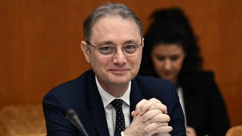 Luca Niculescu ar putea fi noul premier al României 