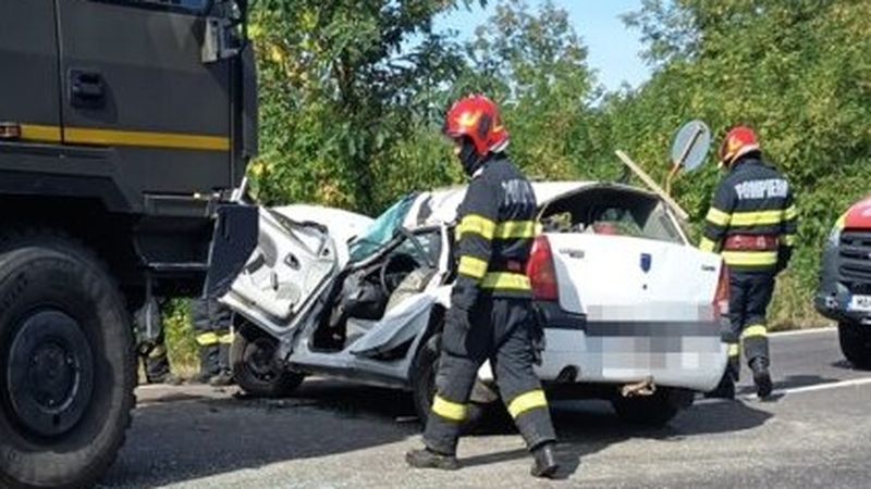 Speranțele familiei s-au stins după zile de luptă. Femeia de 63 de ani rănită grav &icirc;n ACCIDENTUL RUTIER produs pe DN 7 la Goranu a murit, iar vestea care a adus TĂCERE și LACRIMI a căzut ca un trăsnet peste cei dragi