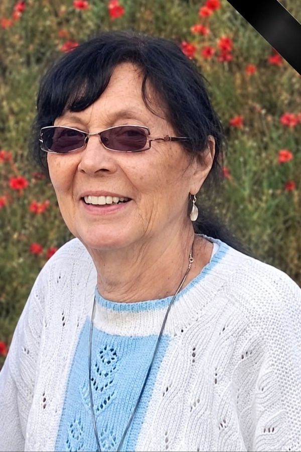 Astăzi, cuvintele par prea mici &Icirc;N FAȚA DURERII. Un medic apreciat și cunoscut a murit, lăs&acirc;nd &icirc;n urmă LACRIMI și O TRISTEȚE GREU DE ALINAT: "A fost un mare OM, cum rar se va mai naște cineva! Plecarea dintre noi a..."