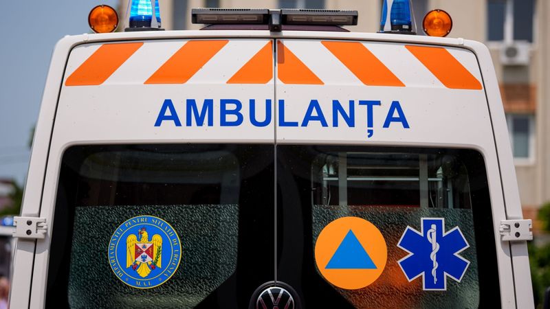 Cum s-a produs ACCIDENTUL de pe A1, &icirc;n județul Arad? Cinci autovehicule au fost implicate, iar 7 persoane au fost transportate la spital: &bdquo;Printre victime nu s-au aflat minori&rdquo;