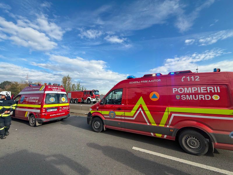 Accident grav în Buftea, între un microbuz și o autobasculantă