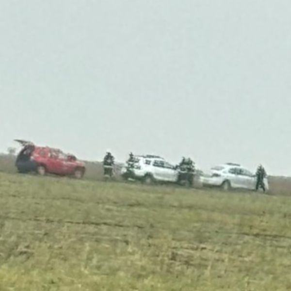 ALERTĂ &icirc;n județul Buzău! Un bărbat a găsit resturi de dronă pe un c&acirc;mp din afara localităţii Robeasca. DECLARAȚIILE primarului: &bdquo;Noi auzim mereu bubuituri şi zgomote de avioane&rdquo;