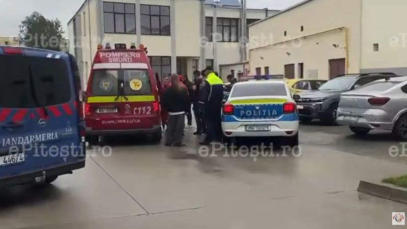 DECLARATIA elevului martor la atacul de la Colegiul "Armand Călinescu&rdquo;: &bdquo;A venit cu maceta și a &icirc;nceput să dea!&rdquo;