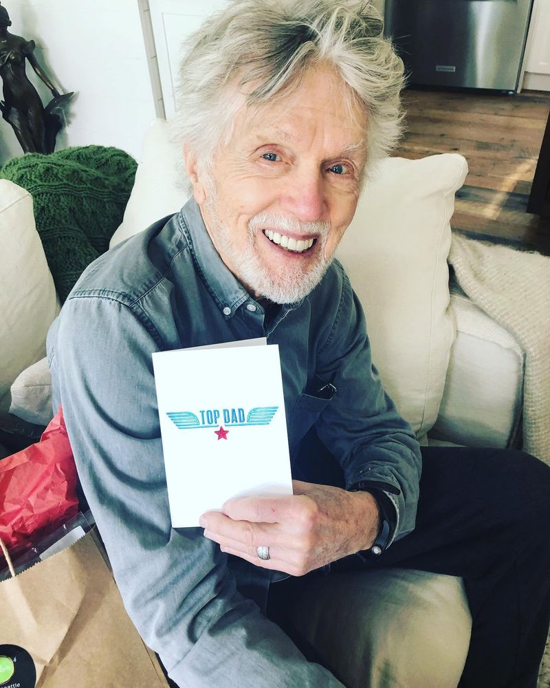 A murit actorul Tom Skerritt