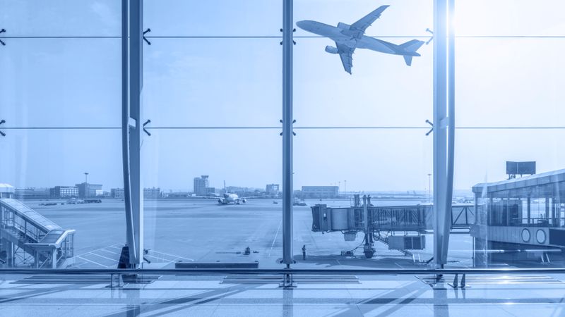 Cum s-a produs incendiul de pe Aeroportul Henri Coandă? 