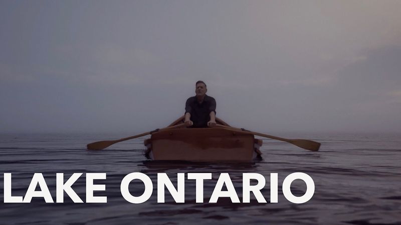Bryan Adams a lansat "Lake Ontario", o piesă cu un MESAJ APARTE, care vine să completeze NOUL SĂU ALBUM: "Este un c&acirc;ntec pentru toți oamenii normali de pe ambele maluri care știu că nebunia vremurilor va trece și că..."