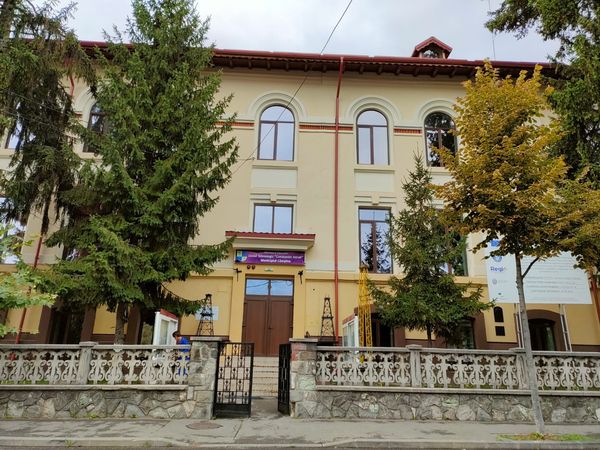 Liceul Tehnologic ”Constantin Istrati” (Câmpina, Prahova)
