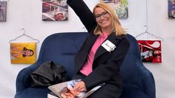 Andreea Esca se simte „rușinată” față de oamenii pe care i-ar fi „panicat de moarte” pentru o „ploicică de toamnă”: „Știți pe cine înjură ei acum?”