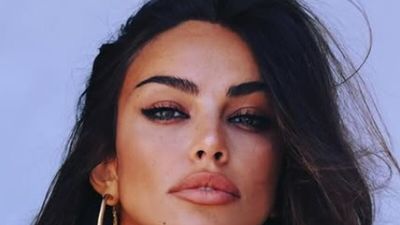 Mădălina Ghenea în adolescență – Imagini rare care te vor surprinde! Vezi cât de mult îi seamănă fiica Charlotte!
