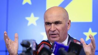 Doamnelor și domnilor! De data aceasta, &icirc;n mod surprinzător, avem parte de un anunț POZITIV de la v&acirc;rful țării. E oficial, vestea extraordinară dată de Ilie Bolojan &icirc;n urmă cu doar c&acirc;teva minute