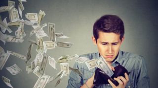 Momentul zilei &icirc;ți poate influența direct portofelul. Studiile arată c&acirc;nd cresc șansele de a face greșeli financiare