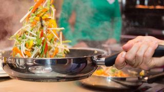 ⁠Tigaie de post ieftină, super sățioasă și sănătoasă