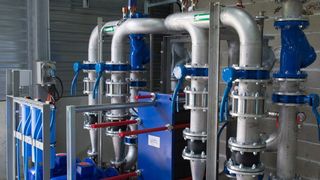 Debranșarea unui bloc de la termoficare: condiții legale, pași și limitări &icirc;n 2026