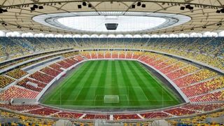 Legea care schimbă regulile pe stadioane a intrat &icirc;n vigoare.  Noi reguli pentru suporteri