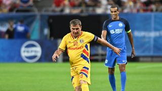 Cum l-a călit Lucescu pe Hagi &icirc;n tinerețe. La ce l-a supus antrenorul pe &bdquo;rege&rdquo;