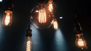 Pericol de majorare a tarifelor din cauza energiei de avarie. Avertismentul Ministerului Energiei