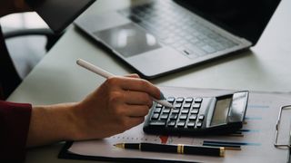 Lista rușinii pentru rom&acirc;nii cu restanțe fiscale. Cum se calculează pragul de intrare de 1.200 de lei