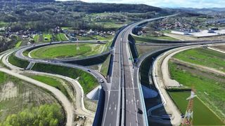 Peste 233 km de autostradă şi drum expres ar putea fi daţi &icirc;n trafic p&acirc;nă la sf&acirc;rşitul anului