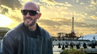 Bunica Aspazia, a lui Bordea, tehnologizată până la Zoom și Instagram. Își urmărește nepotul de la distanță