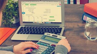 Explicațiile Guvernului pentru creșterea impozitelor pe clădiri, terenuri și mașini, după valul de critici