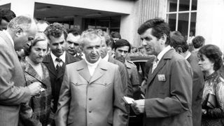 Nicolae Ceaușescu și mediatizarea dezastrelor. De la acord, la interzicerea totală