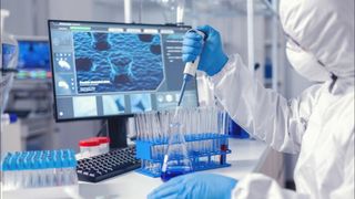 Un pas important &icirc;n lupta cu cancerul. O nouă tehnologie promite tratamente mai accesibile și mai eficiente
