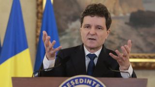 Mirel Curea despre decizia lui Nicușor Dan de a nu merge la Davos: Este bătut &icirc;n cap