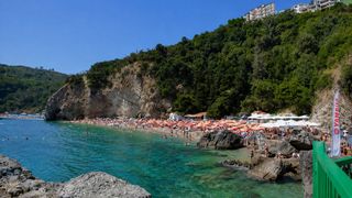Perla ascunsă a Europei. Plaja din Balcani care a urcat &icirc;n topul preferințelor turiștilor