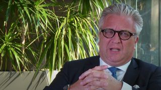 Povestea de dragoste dintre prințul Laurent și o c&acirc;ntăreață. Secretul familiei regale din Belgia, dezvăluit după 26 de ani