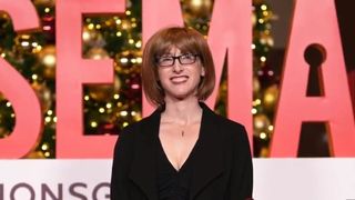 Autoarea bestsellerului &bdquo;Menajera&rdquo;, Freida McFadden, și-a dezvăluit identitatea reală după ani de anonimat