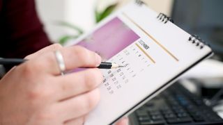 Prima minivacanță din 2026, scurtată. Angajații obligați să vină la muncă