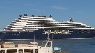 &Icirc;n interiorul Ilma, prima navă de croazieră de cinci stele din lume. Rezervările ajung și la 13.000 de euro. Luxul orbitor &icirc;n care se scaldă pasagerii | Video