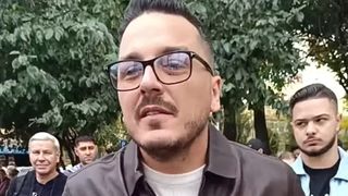 Makaveli a părăsit Rom&acirc;nia de teama unor &icirc;nscenări. Ce a spus despre Anca Alexandrescu și George Simion