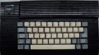 Preț uluitor pentru un calculator HC 91, produs &icirc;n Rom&acirc;nia post-revoluționară. Cum arăta computerul dinaintea internetului