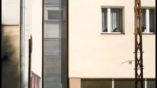 Cum arată viața &icirc;n cea mai &icirc;ngustă casă din lume