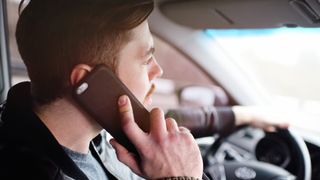 O problemă aparent banală le poate aduce șoferilor amenzi de p&acirc;nă la 1.600 de lei. Mulți conducători auto o ignoră