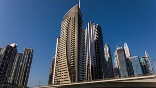 Conflictul din Orientul Mijlociu zdruncină piața imobiliară din Dubai. Cererea pentru apartamente, tot mai scăzută