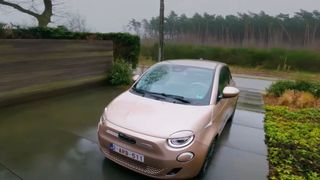 Cele mai bune mașini electrice second-hand, ideale &icirc;n condițiile actuale, c&acirc;nd prețul carburanților a explodat