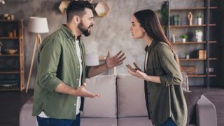 Trei zodii care se ceartă cu partenerul pe 15 februarie